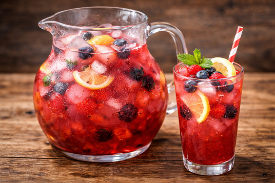 healthy berry lemonade