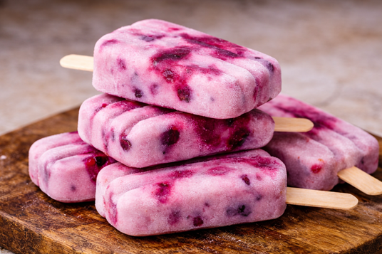 frozen yoghurt popsicles
