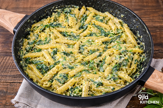How To Make Creamy Spinach And Garlic Pasta: Comfort Delight🍝🥬🌿 4 How To Make Creamy Spinach And Garlic Pasta
