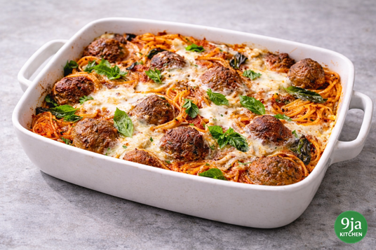 How To Make Meatball Baked Spaghetti – Irresistible Cheesy Comfort Pasta🍝 4 Easy Meatball Spaghetti Casserole