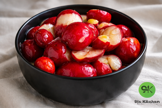 quick pickled radish