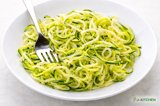 healthy zucchini pasta