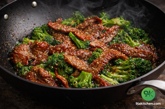 How To Make Garlic Beef Stir-Fry: Irresistible Flavor-Packed Recipe🧄🥩 4 best garlic beef stir-fry