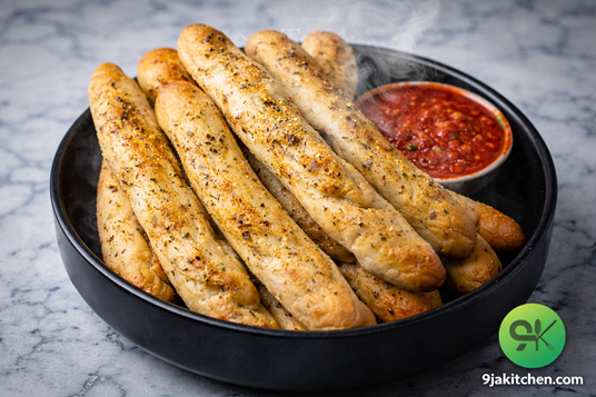 soft garlic breadsticks